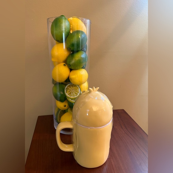 Yellow Baby Chick Mug With Baby Chick Topper - N w/o T - Picture 4 of 7